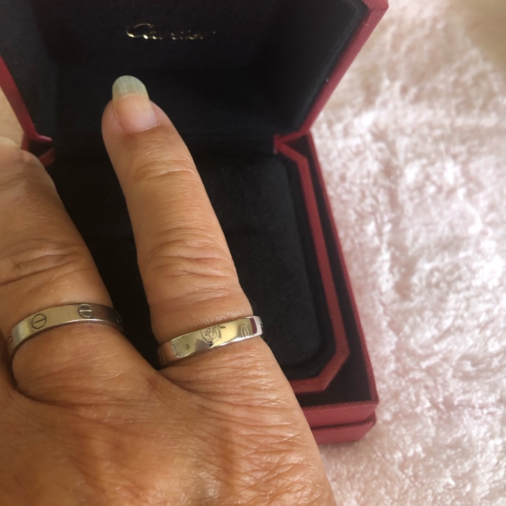 Listing ends Monday 10.9. Platinum Cartier Happy Birthday Ring! Pristine! - Picture 2 of 6